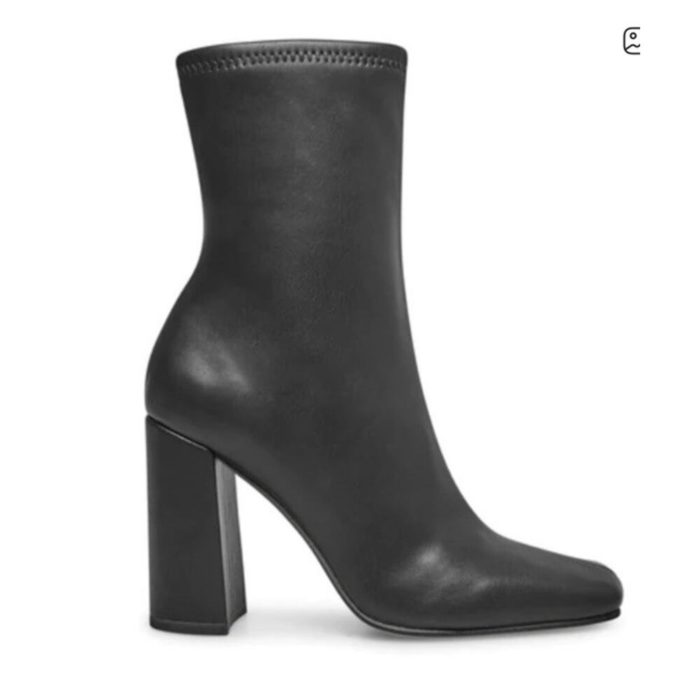 Steve Madden Lynden Stretch Block Heel Ankle Boot… - image 1